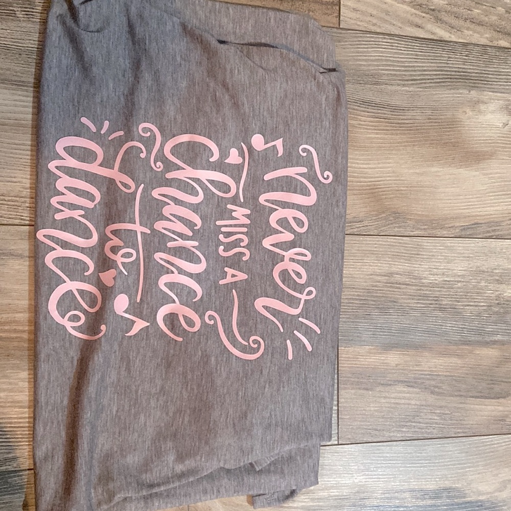Women’s Short Sleeve Shirt